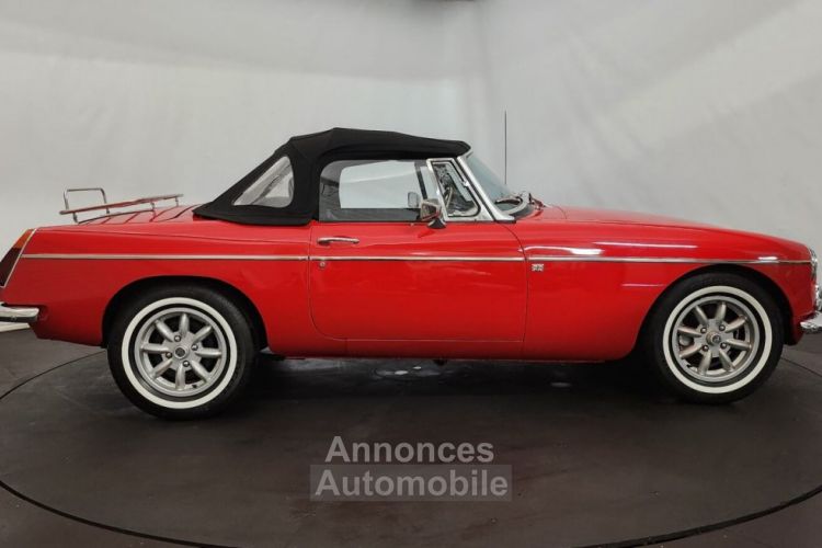 MG MGB B cabriolet - <small></small> 25.000 € <small>TTC</small> - #24