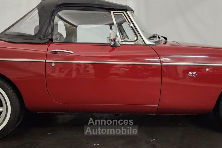 MG MGB B cabriolet - <small></small> 26.500 € <small>TTC</small> - #26