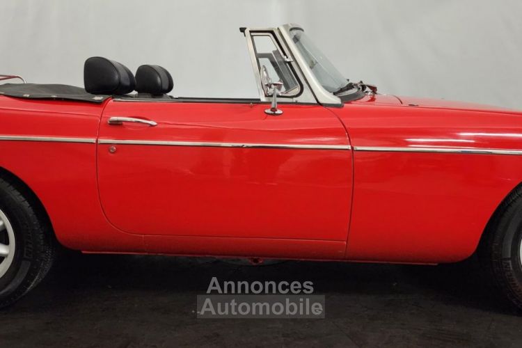 MG MGB B cabriolet - <small></small> 19.750 € <small>TTC</small> - #16