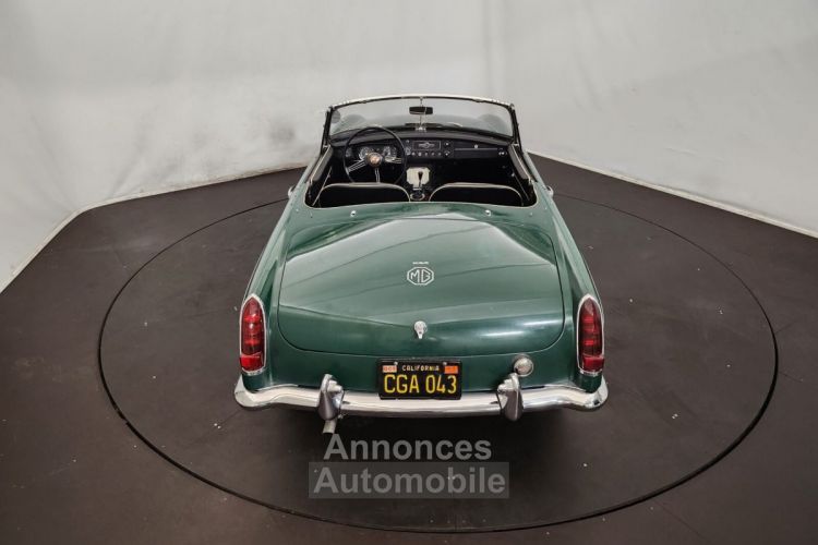 MG MGB B cabriolet - <small></small> 19.900 € <small>TTC</small> - #14