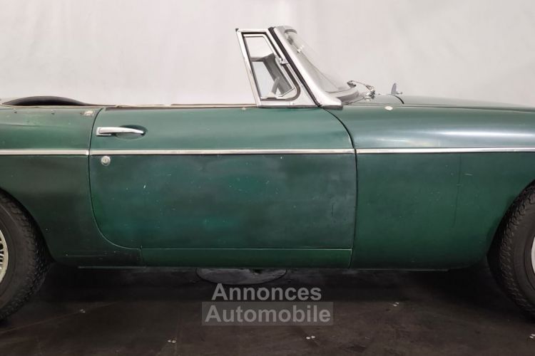 MG MGB B cabriolet - <small></small> 19.900 € <small>TTC</small> - #17