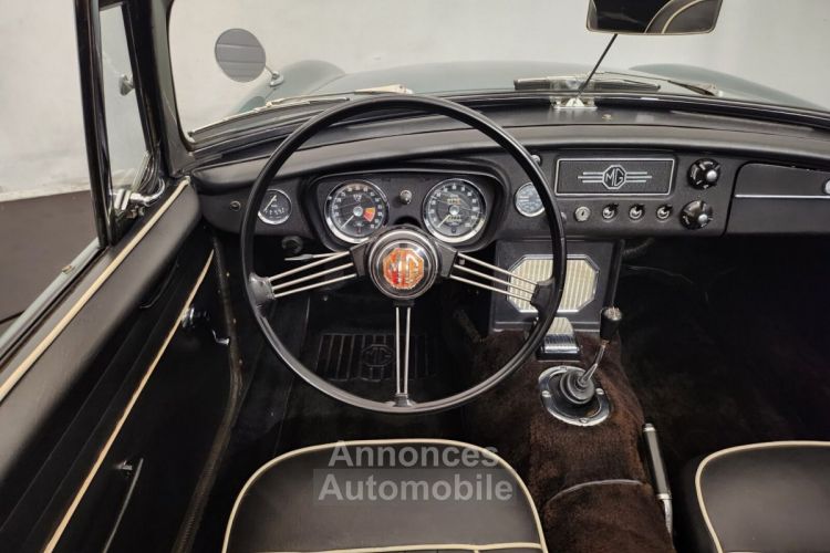 MG MGB B cabriolet - <small></small> 19.900 € <small>TTC</small> - #24