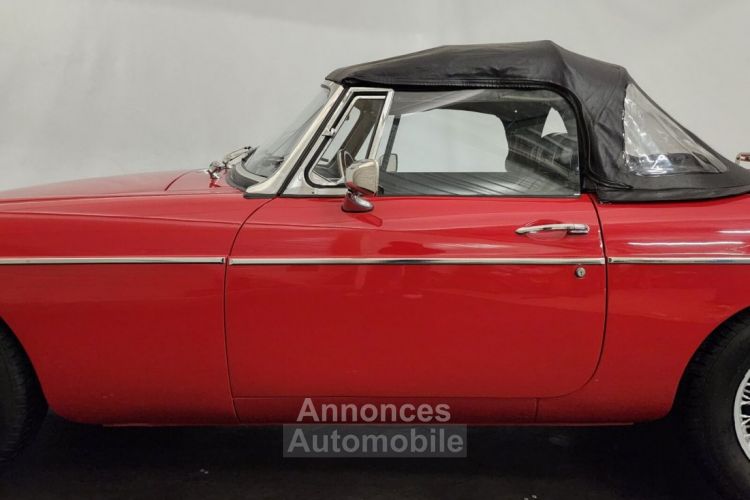 MG MGB B cabriolet - <small></small> 28.000 € <small>TTC</small> - #19