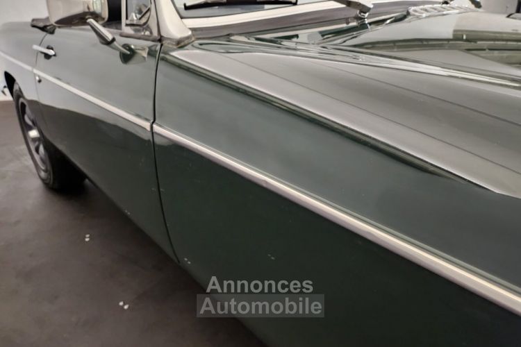 MG MGB B cabriolet - <small></small> 23.500 € <small>TTC</small> - #61