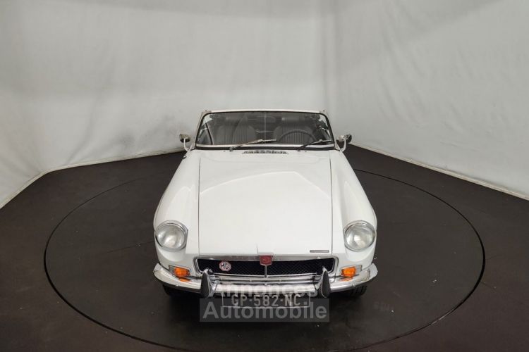 MG MGB B cabriolet boite auto - <small></small> 25.000 € <small>TTC</small> - #7