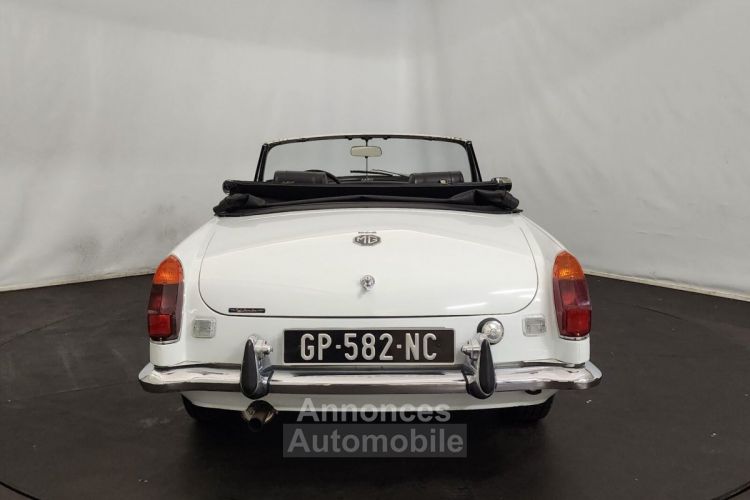 MG MGB B cabriolet boite auto - <small></small> 25.000 € <small>TTC</small> - #13