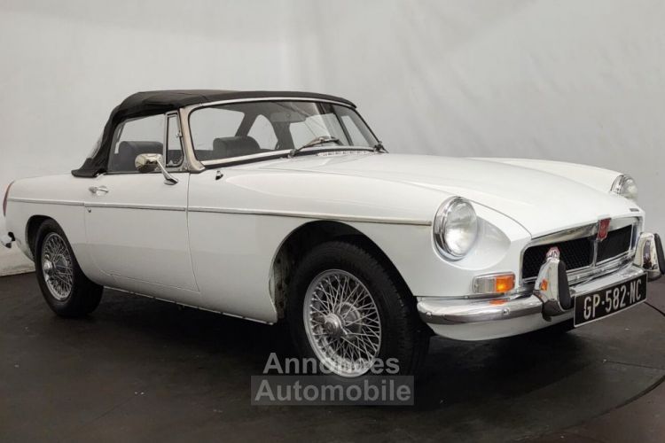 MG MGB B cabriolet boite auto - <small></small> 25.000 € <small>TTC</small> - #19