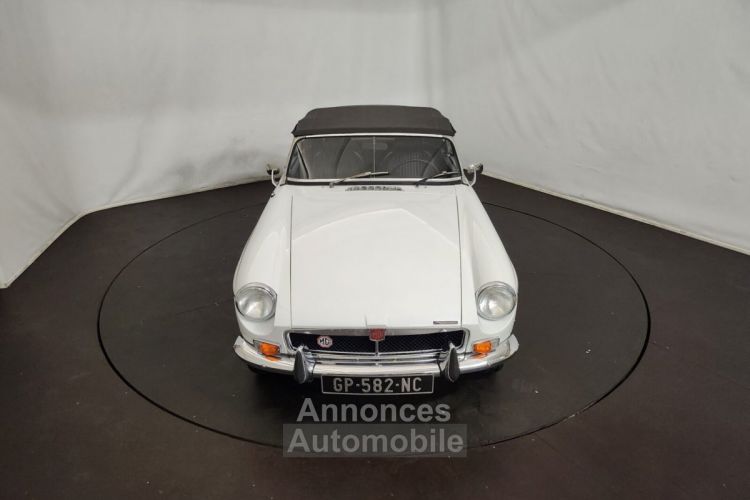 MG MGB B cabriolet boite auto - <small></small> 25.000 € <small>TTC</small> - #21