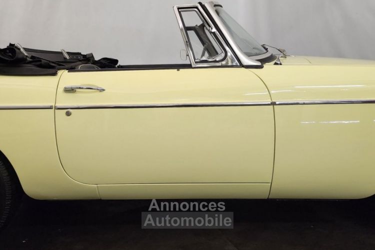 MG MGB B cabriolet MK1 - <small></small> 25.000 € <small>TTC</small> - #17