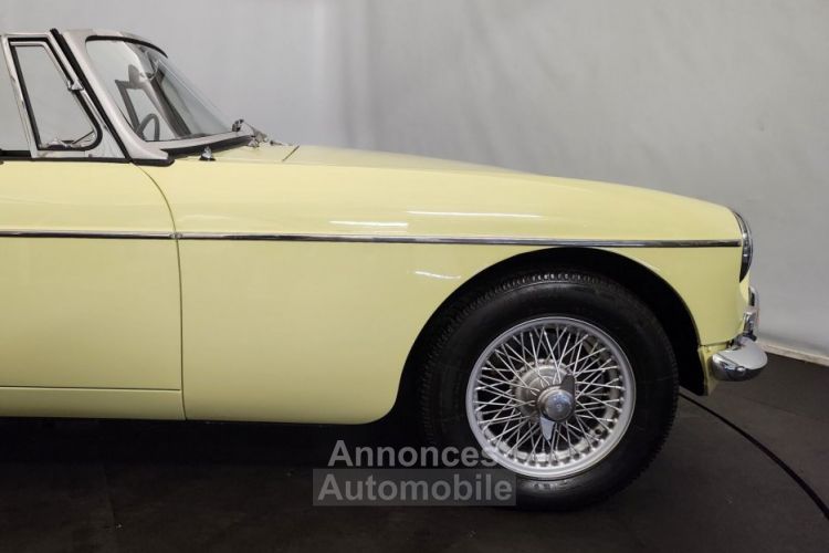 MG MGB B cabriolet MK1 - <small></small> 25.000 € <small>TTC</small> - #18