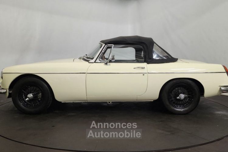 MG MGB B cabriolet MK1 - <small></small> 26.500 € <small>TTC</small> - #16