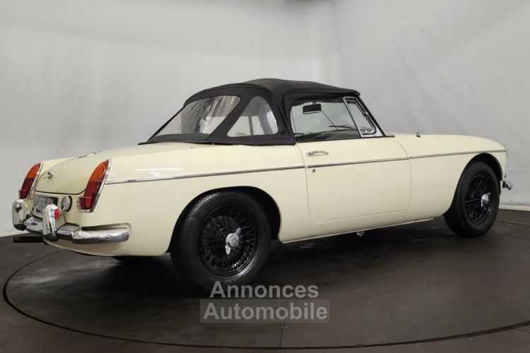 MG MGB B cabriolet MK1 - <small></small> 26.500 € <small>TTC</small> - #23