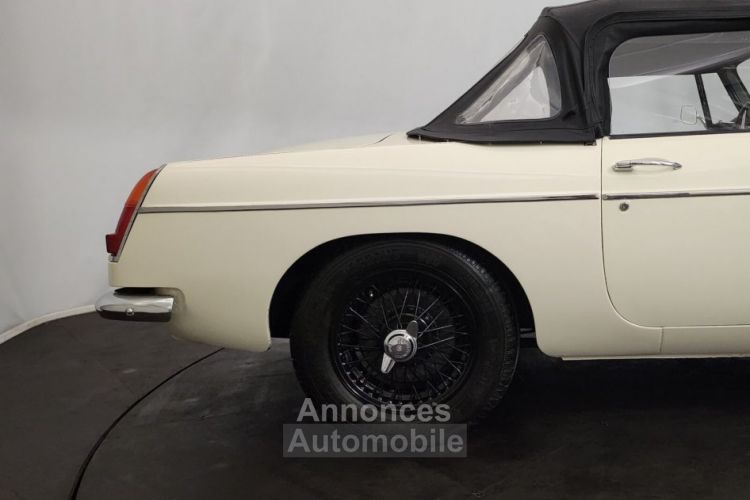 MG MGB B cabriolet MK1 - <small></small> 26.500 € <small>TTC</small> - #25