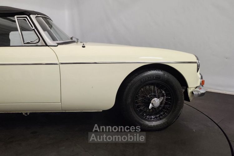 MG MGB B cabriolet MK1 - <small></small> 26.500 € <small>TTC</small> - #27