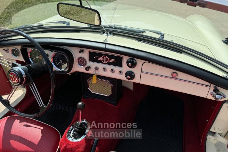 MG MGB B convertible roadster  - <small></small> 26.400 € <small>TTC</small> - #12