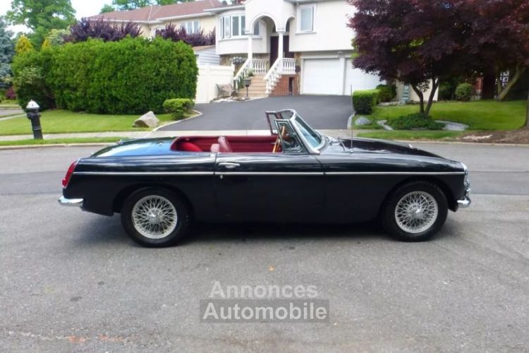 MG MGB B Older Restoration SYLC EXPORT - <small></small> 17.760 € <small>TTC</small> - #2