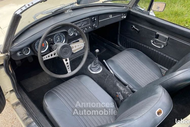 MG MGB B Overdrive 1972 - <small></small> 9.990 € <small>TTC</small> - #3