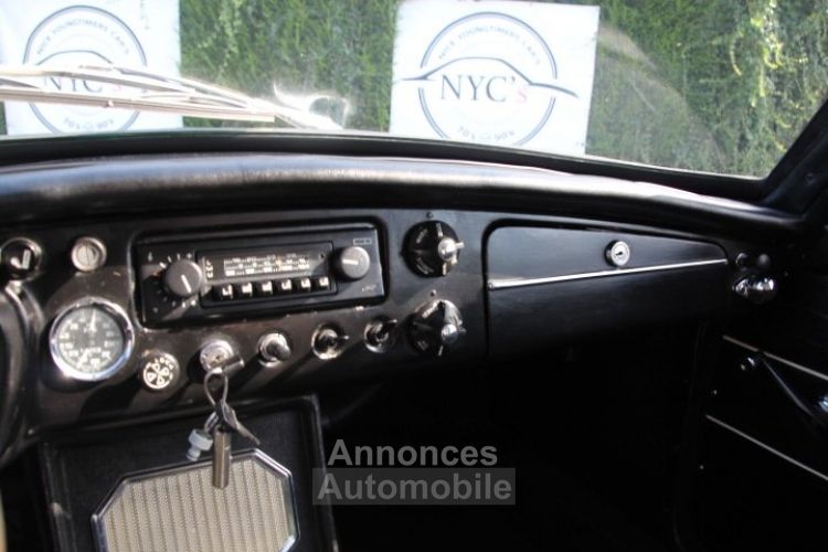 MG MGB GT B - <small></small> 16.900 € <small>TTC</small> - #21