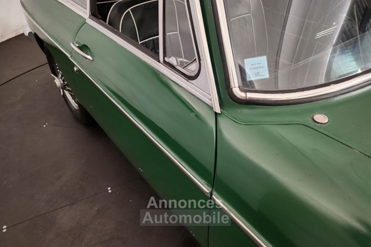 MG MGB GT B - <small></small> 18.500 € <small>TTC</small> - #52