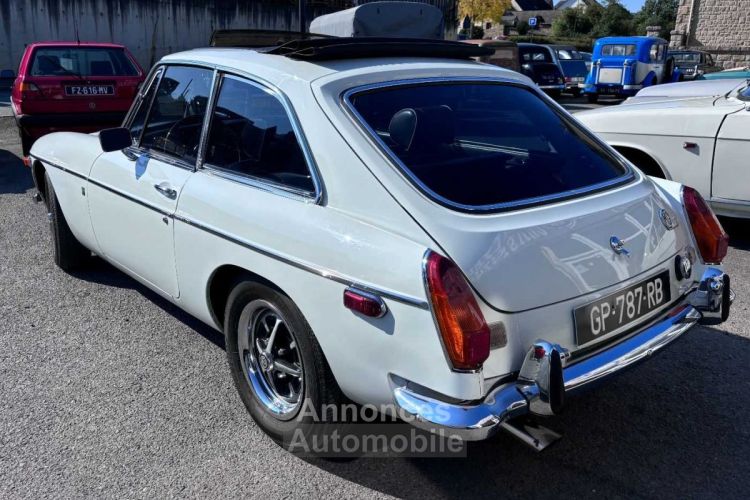 MG MGB GT B 1800  DECOUVRABLE - <small></small> 23.500 € <small>TTC</small> - #2