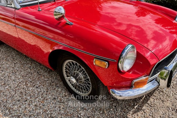 MG MGB roadster 1972 - <small></small> 25.000 € <small>TTC</small> - #26