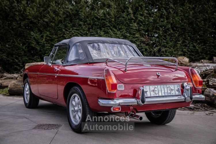 MG MGB Tourer 1.8 Cabrio Overdrive - OLDTIMER - RWD - LEDER - <small></small> 16.500 € <small>TTC</small> - #5