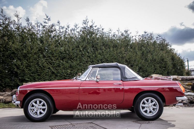 MG MGB Tourer 1.8 Cabrio Overdrive - OLDTIMER - RWD - LEDER - <small></small> 16.500 € <small>TTC</small> - #6