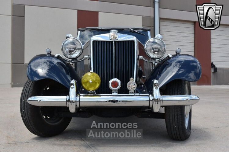 MG T-Type T-Series  - <small></small> 31.900 € <small>TTC</small> - #10