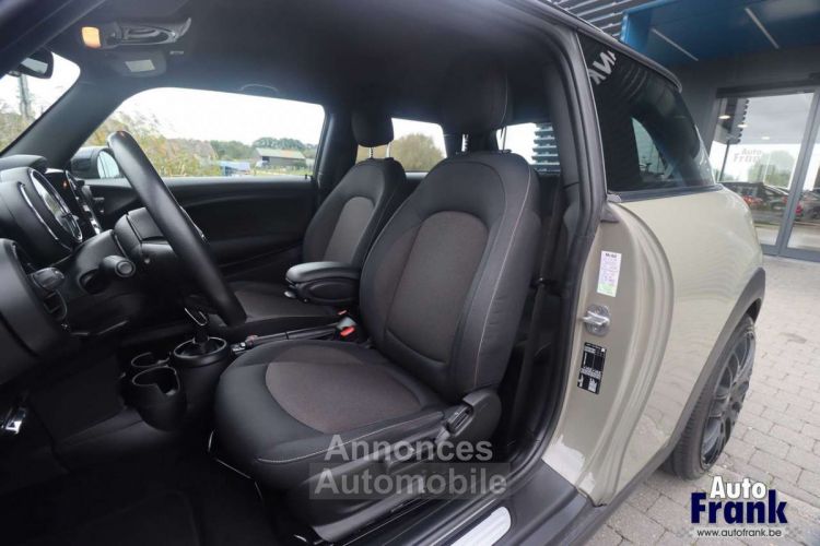 Mini Cooper 3-D AUT PDC V+A NAVI AUTO AIRCO ALARM - <small></small> 16.950 € <small>TTC</small> - #15