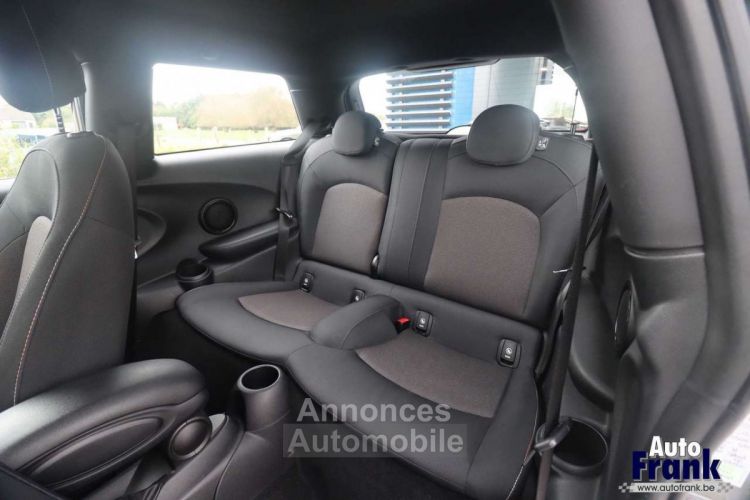 Mini Cooper 3-D AUT PDC V+A NAVI AUTO AIRCO ALARM - <small></small> 16.950 € <small>TTC</small> - #17