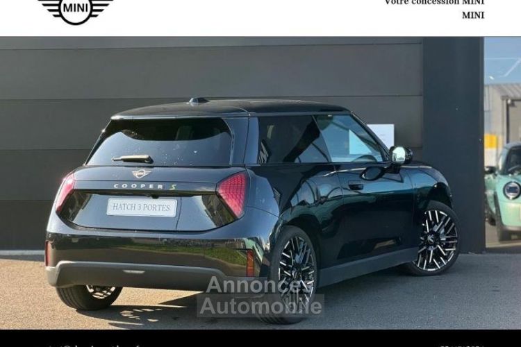 Mini Cooper 3 Portes SE 218ch Favoured - <small></small> 39.000 € <small>TTC</small> - #2