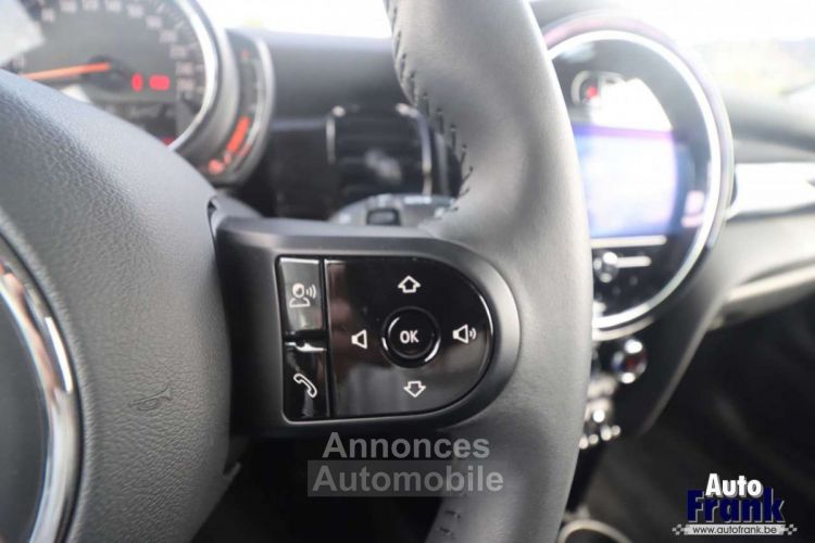 Mini Cooper 3DEURS APPLE CARPLAY ADAP LED SPORTSTOEL - <small></small> 24.950 € <small>TTC</small> - #23