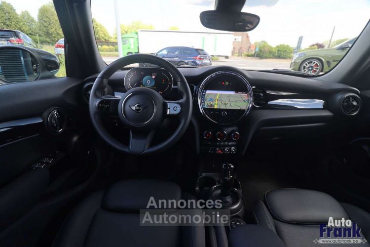 Mini Cooper 5-DEUR AUT LEDER NAVI APPLE BLACK PACK - <small></small> 26.950 € <small>TTC</small> - #19