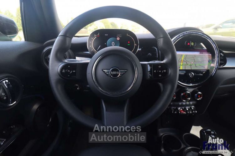 Mini Cooper 5-DEUR AUT LEDER NAVI APPLE BLACK PACK - <small></small> 26.950 € <small>TTC</small> - #21