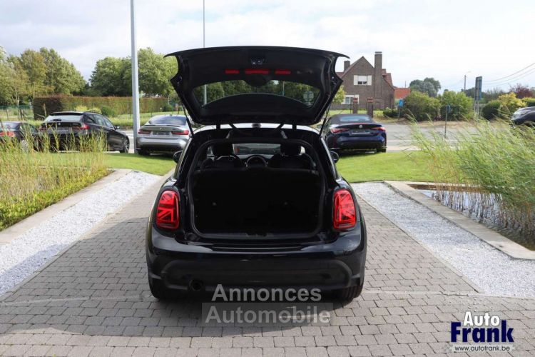 Mini Cooper AUT 3-D APPLE CARPL NAVI BLACK-PACK 16 - <small></small> 25.950 € <small>TTC</small> - #12