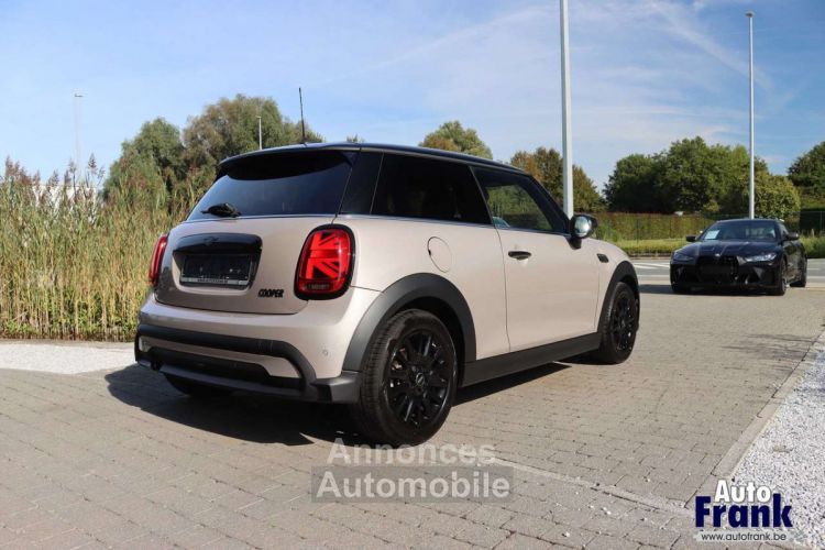 Mini Cooper AUT 3-D APPLE CARPL NAVI BLACK-PACK 16 - <small></small> 25.950 € <small>TTC</small> - #7