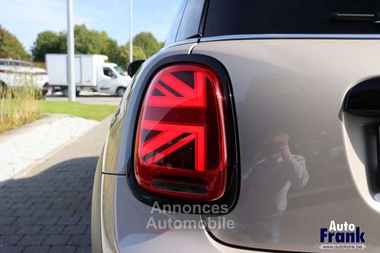 Mini Cooper AUT 3-D APPLE CARPL NAVI BLACK-PACK 16 - <small></small> 25.950 € <small>TTC</small> - #11