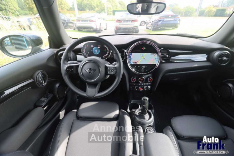 Mini Cooper AUT 3-D APPLE CARPL NAVI BLACK-PACK 16 - <small></small> 25.950 € <small>TTC</small> - #19