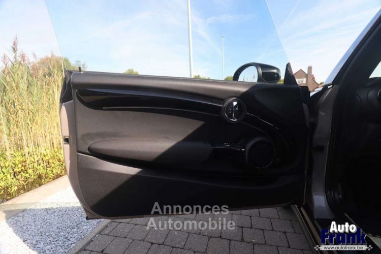 Mini Cooper AUT 3-D APPLE CARPL NAVI BLACK-PACK 16 - <small></small> 25.950 € <small>TTC</small> - #17