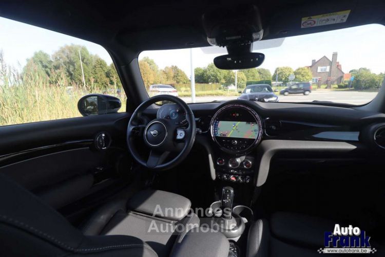 Mini Cooper AUT 3-D APPLE CARPL NAVI BLACK-PACK 16 - <small></small> 25.950 € <small>TTC</small> - #20