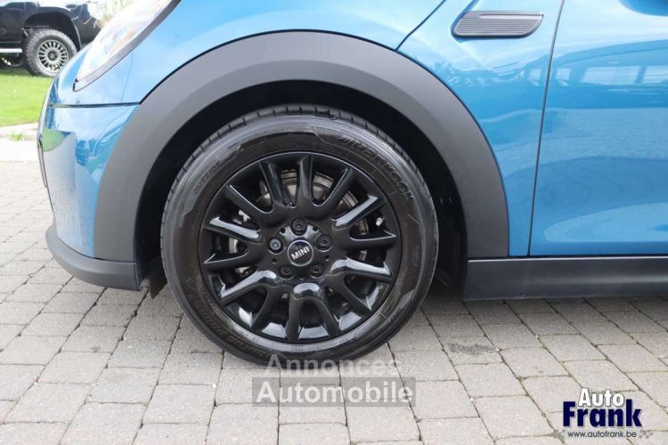 Mini Cooper AUT 5-DEUR NAVI BLACK PCK APPLE SPORTSTL - <small></small> 27.950 € <small>TTC</small> - #4