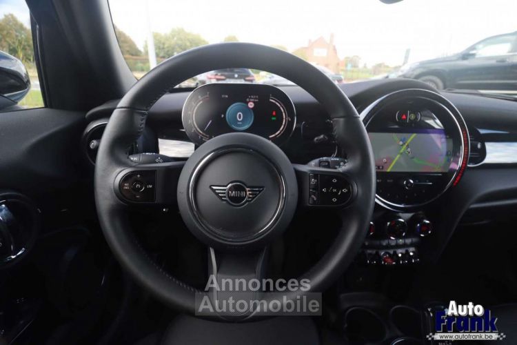 Mini Cooper AUT 5-DEUR NAVI BLACK PCK APPLE SPORTSTL - <small></small> 27.950 € <small>TTC</small> - #21