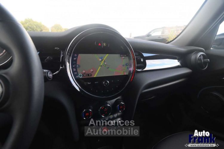 Mini Cooper AUT 5-DEUR NAVI BLACK PCK APPLE SPORTSTL - <small></small> 27.950 € <small>TTC</small> - #26