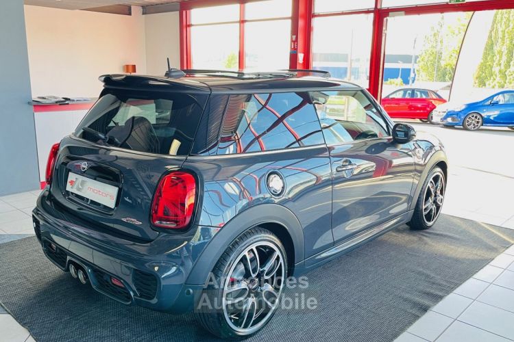 Mini Cooper JOHN WORKS 2,0 231 BVA8 GPS CAMERA TOIT PANO KEYLESS BLUETOOTH APPLE CARPLAY REGULATEU - <small></small> 30.990 € <small>TTC</small> - #2