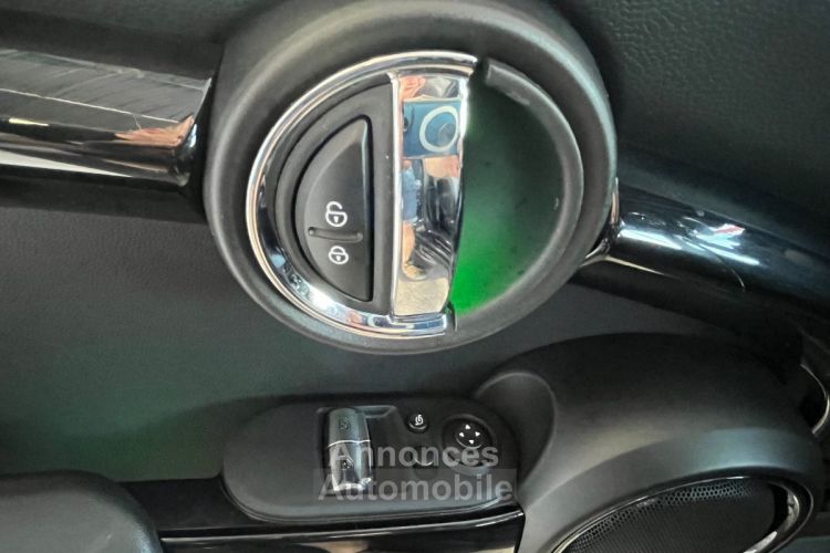 Mini Cooper JOHN WORKS 2,0 231 BVA8 GPS CAMERA TOIT PANO KEYLESS BLUETOOTH APPLE CARPLAY REGULATEU - <small></small> 30.990 € <small>TTC</small> - #31