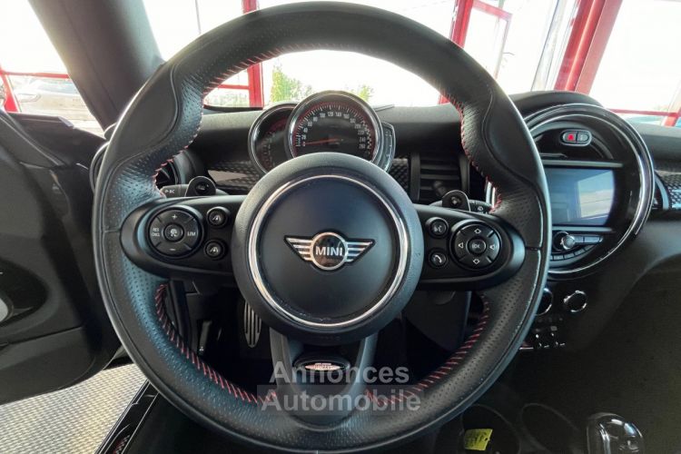 Mini Cooper JOHN WORKS 2,0 231 BVA8 GPS CAMERA TOIT PANO KEYLESS BLUETOOTH APPLE CARPLAY REGULATEU - <small></small> 30.990 € <small>TTC</small> - #33