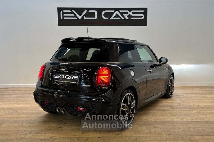 Mini Cooper John Works Ultimate 2.0 231 ch BVA8 Tête haute / CarPlay / Caméra / 2ème mains FR - <small></small> 29.990 € <small>TTC</small> - #2