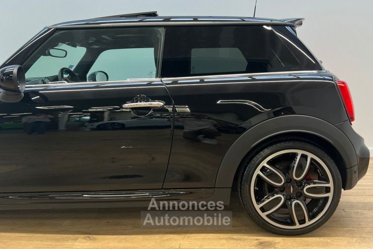 Mini Cooper John Works Ultimate 2.0 231 ch BVA8 Tête haute / CarPlay / Caméra / 2ème mains FR - <small></small> 29.990 € <small>TTC</small> - #5