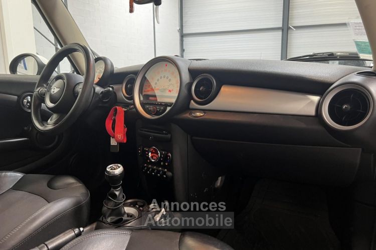 Mini Cooper R56 1.6i 122 CH PACK RED HOT CHILI - GARANTIE 6 MOIS - <small></small> 8.490 € <small>TTC</small> - #17