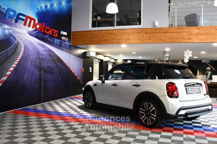 Mini Cooper Restylé 1.5 Turbo 136 BVA GPS Lumière D’ambiance Régulateur Car Play Semi Cuir JA 17 - <small></small> 22.990 € <small>TTC</small> - #32